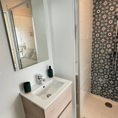 Apartment Le Pixie : Studio Moderne - Acces Facile Aeroport