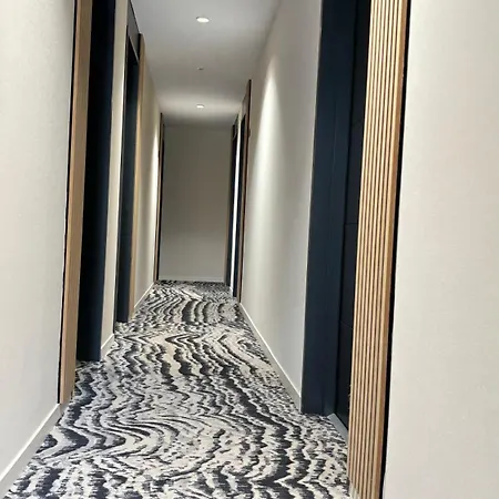 Le Pixie : Studio Moderne - Acces Facile Aeroport Apartment *